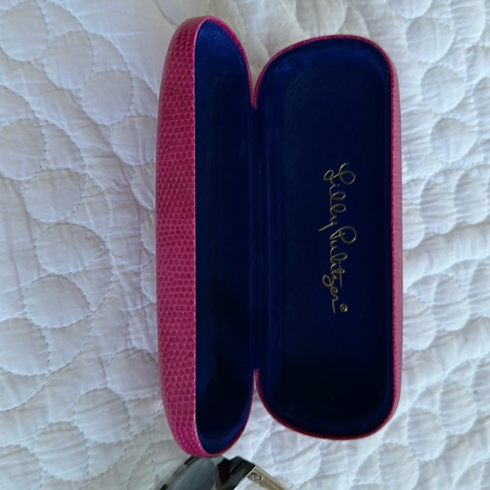 Lilly Pulitzer Sunglasses and case